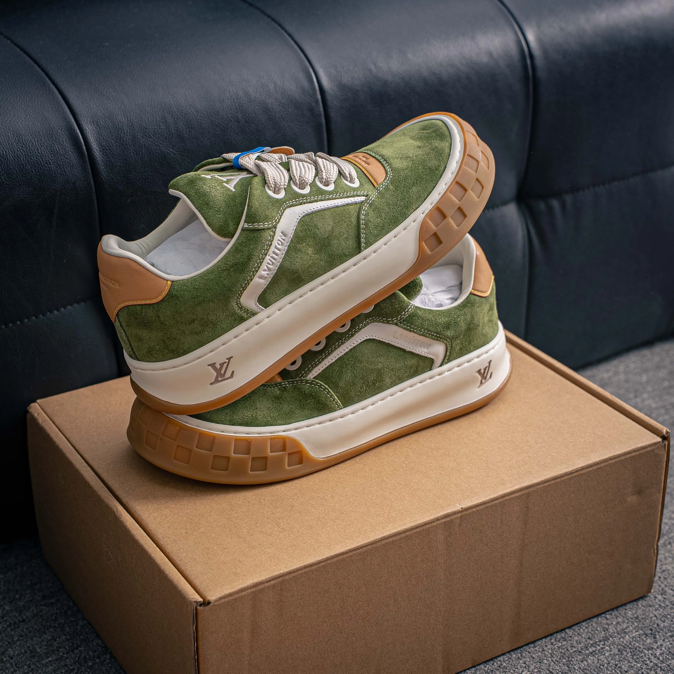 # LV tilted ， Shoes，Sneakers， Shoes，Skate Shoes~~ Sneakers， LV Shoes ， Cushioning TPU Vuitton ，